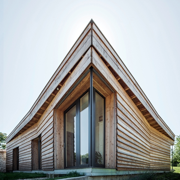 angle nord-ouest - Maison P(c)ap(l)ill(ss)on par Guillaume Ramillien architecture -  Yzeure, France - Photo Eric Pouyet